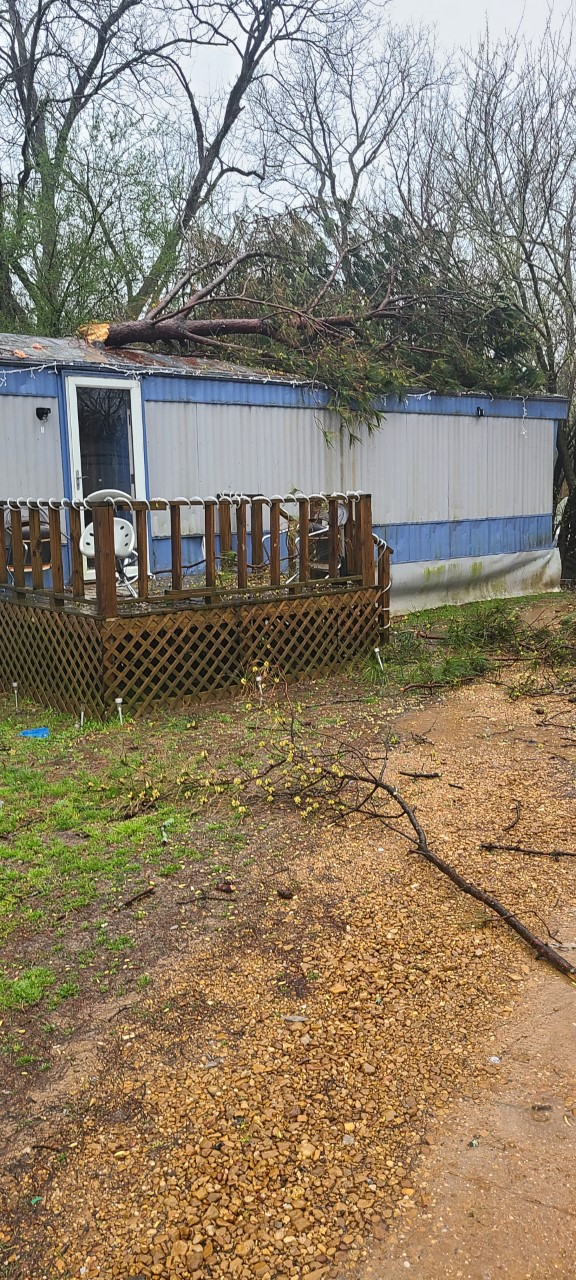 Storm damage from Como, MS provided by a viewer.