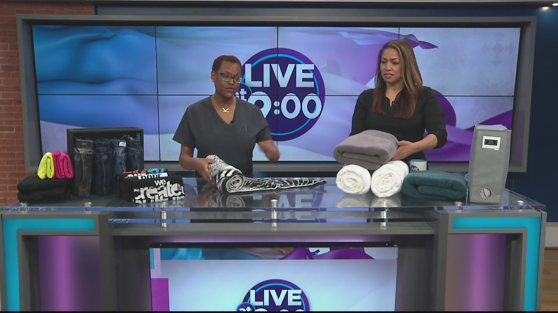 Is the laundry piling up? Organizer in Chief Kendra Littlejohn shares top folding hacks